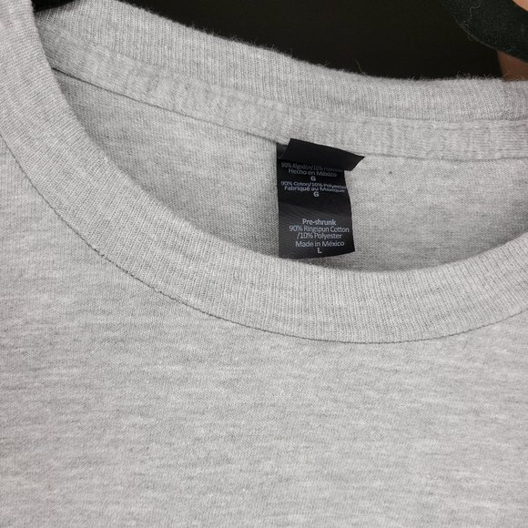 SUPER RARE Vans Employee Veterans T-Shirt Size: Large - Picture 3 of 3